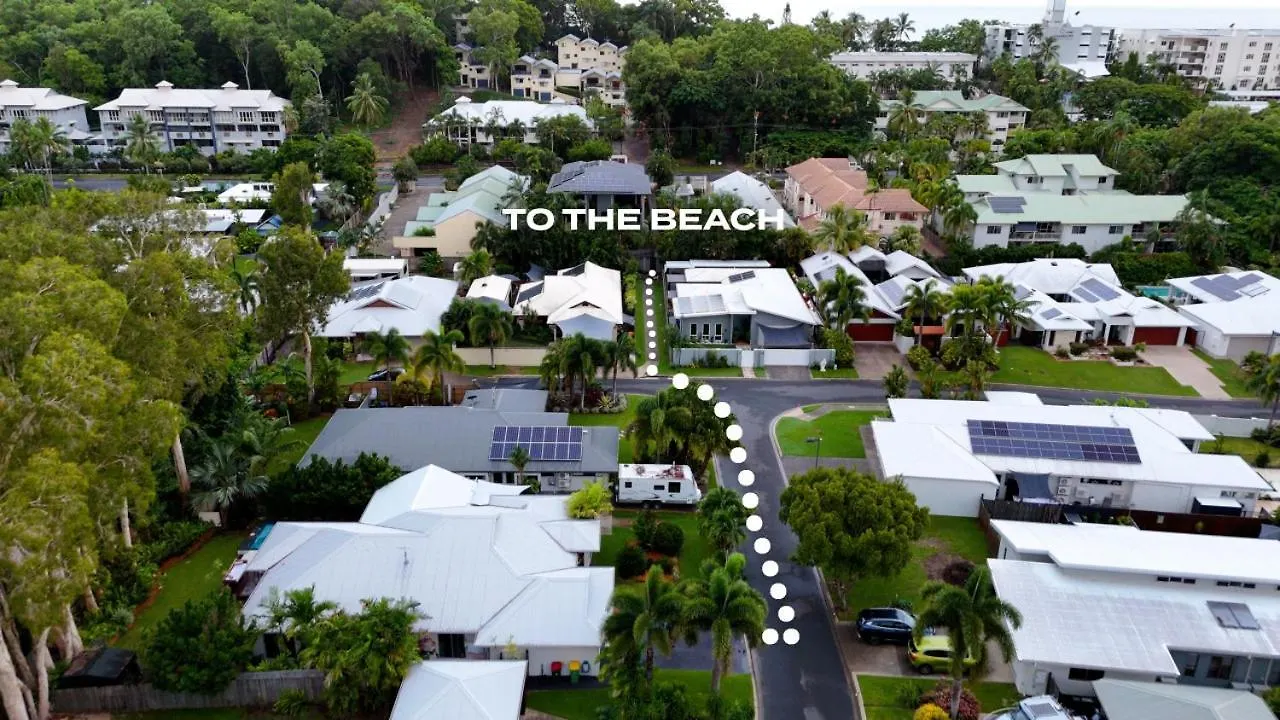 Tranquil Waters Blue Lagoon Retreat Trinity Beach Holiday home
